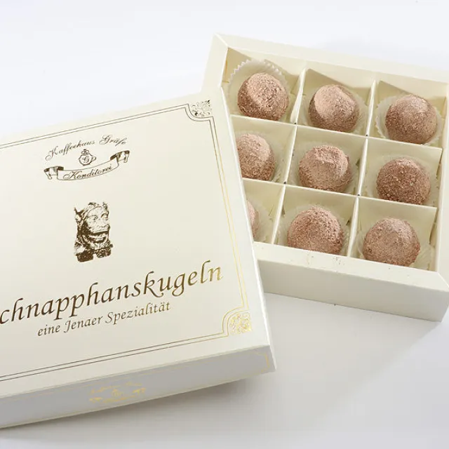 Schnapphanskugeln in der Geschenkschachtel